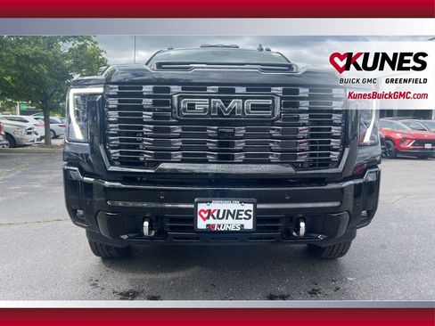 New 2026 GMC Sierra 3500 Denali Ultimate AWD/4WD image 12