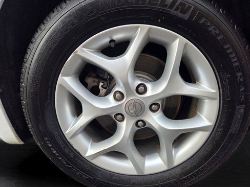 Used 2017 Chrysler Pacifica Touring-L Plus w/ Tire & Wheel Group FWD image 45
