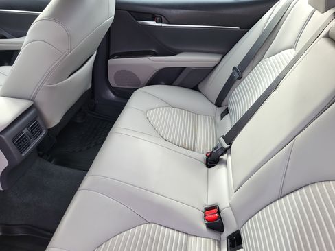 Used 2023 Toyota Camry SE w/ Audio Upgrade Package image 10