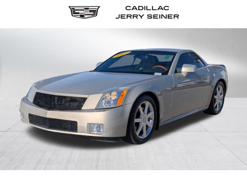 Used 2007 Cadillac XLR Base image 1