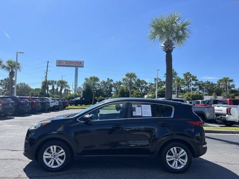 Used 2019 Kia Sportage LX FWD image 7