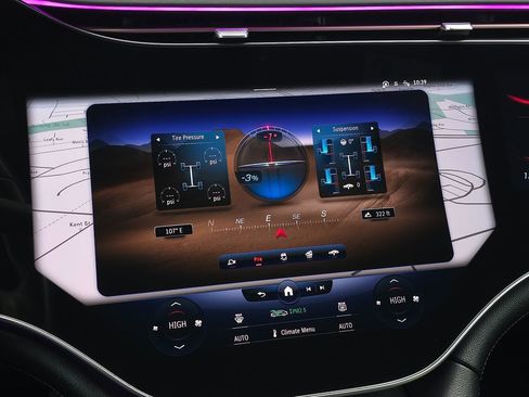 Used 2023 Mercedes-Benz EQS 580 4MATIC SUV image 76