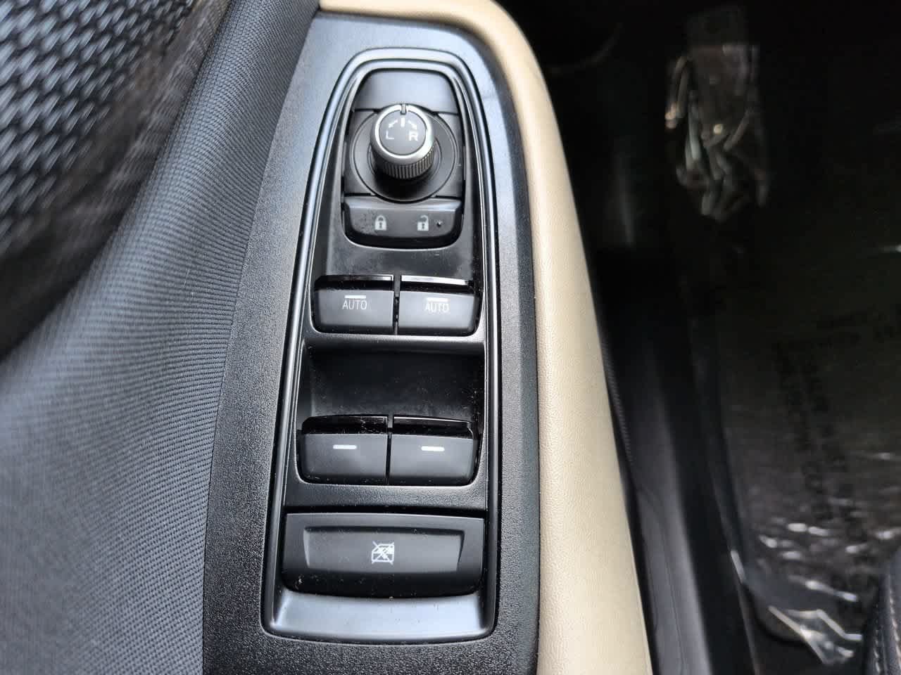 Used 2024 Subaru Outback Premium AWD/4WD image 22