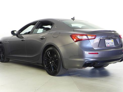 Used 2020 Maserati Ghibli image 9