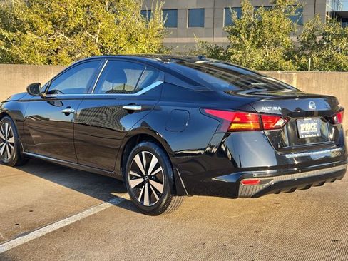 Used 2022 Nissan Altima 2.5 SV image 8