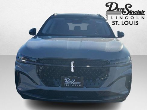 New 2026 Lincoln Nautilus Reserve w/ Jet Appearance Package image 2