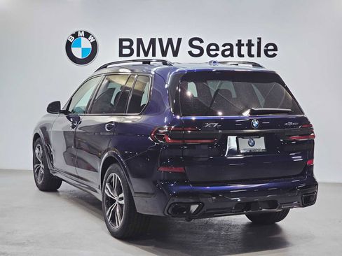 New 2026 BMW X7 xDrive40i w/ M Sport Package image 4