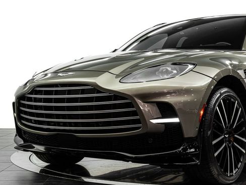 Used 2023 Aston Martin DBX 707 image 11