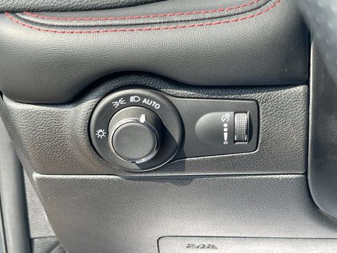 Used 2025 Dodge Durango R/T AWD/4WD image 29