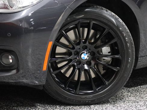 Used 2013 BMW 550i Gran Turismo xDrive image 19