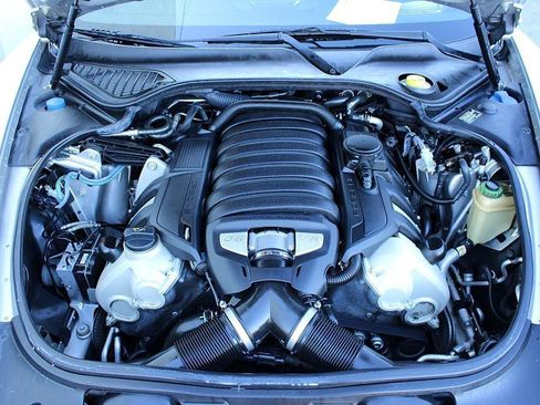 Used 2010 Porsche Panamera S image 23