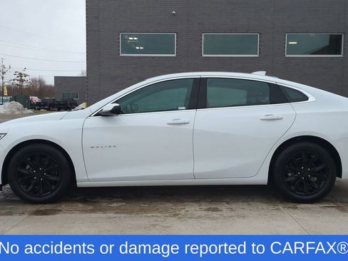 Used 2023 Chevrolet Malibu LT image 2