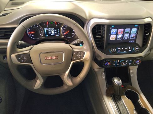 Used 2018 GMC Acadia SLE w/ Driver Alert Package I FWD image 22