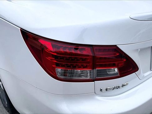 Used 2010 Lexus IS 250C image 25