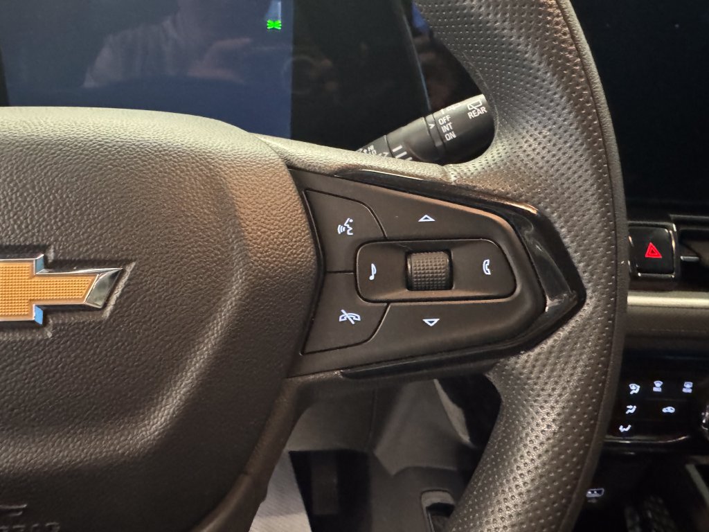 Used 2025 Chevrolet TrailBlazer LT AWD/4WD image 12