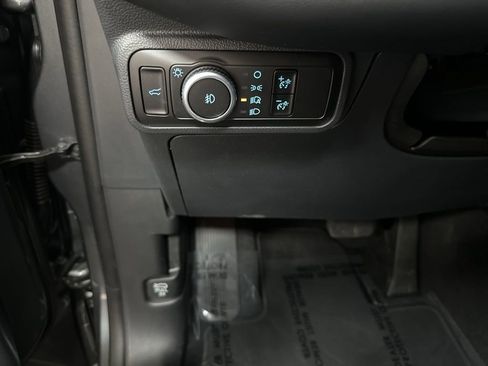 Used 2025 Ford Explorer ST-Line AWD/4WD image 31