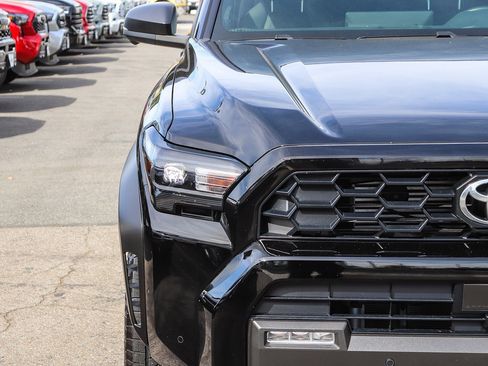 Used 2025 Toyota 4Runner TRD Off-Road Premium w/ Tow Technology Package image 7