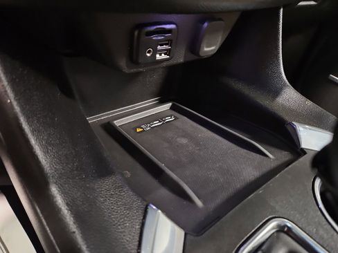 Used 2023 Chevrolet Traverse Premier w/ LPO, Cargo Package image 23