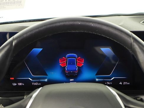 Used 2023 BMW i4 eDrive35 RWD image 28