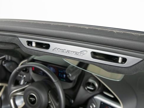 Used 2024 McLaren 750S Spider RWD image 31
