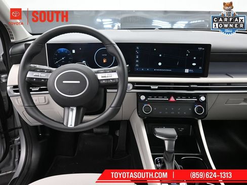 Used 2025 Hyundai Tucson SEL AWD/4WD image 11
