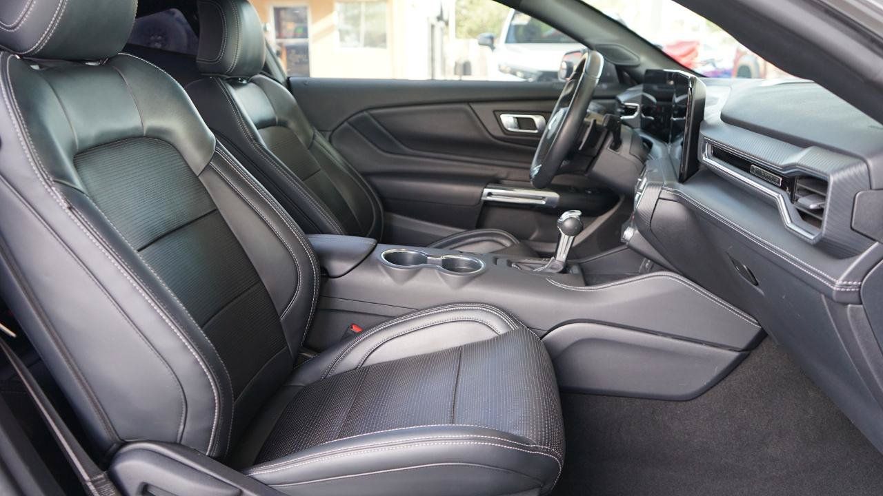 Used 2025 Ford Mustang GT Premium RWD image 20