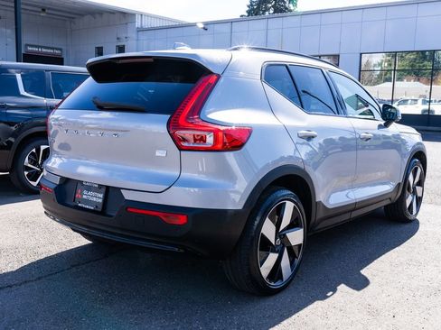 Used 2023 Volvo XC40 Recharge Ultimate AWD/4WD image 6