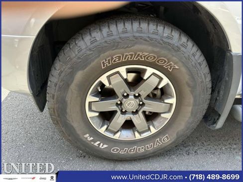 Used 2019 Nissan Frontier PRO-4X w/ Pro-4x Luxury Package image 9