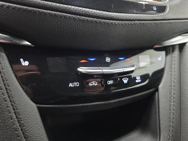 Certified 2024 Cadillac XT6 Luxury AWD/4WD image 19