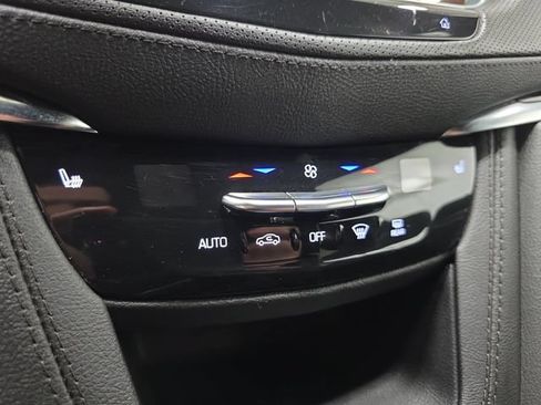 Certified 2024 Cadillac XT6 Luxury AWD/4WD image 19