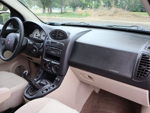 Used 2005 Saturn Vue 2WD w/ Sport Plus II Pkg image 17