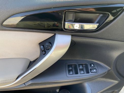 Used 2018 Mitsubishi Eclipse Cross SEL image 23
