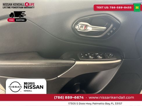 Used 2021 Jeep Cherokee Limited image 33