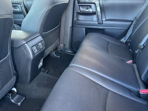 Certified 2023 Toyota 4Runner TRD Off-Road Premium w/ Moonroof Package AWD/4WD image 15