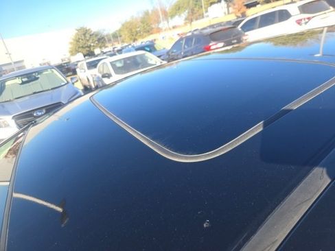 Used 2018 Honda Fit EX image 7