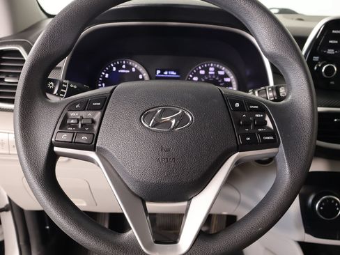 Used 2019 Hyundai Tucson Value AWD/4WD image 3