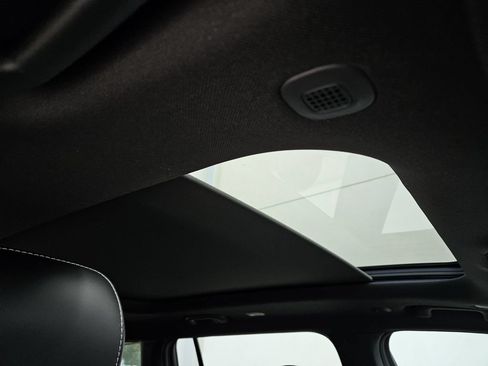New 2026 Jeep Grand Cherokee L Limited RWD image 8
