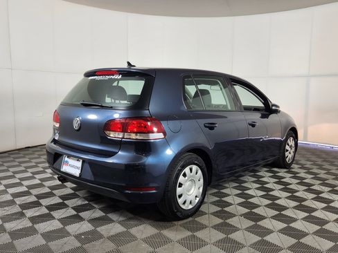 Used 2012 Volkswagen Golf 4-Door FWD image 7
