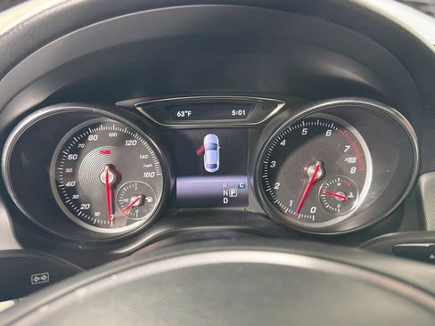 Used 2018 Mercedes-Benz CLA 250 image 11