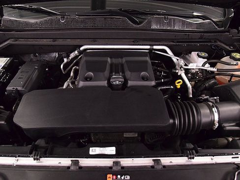 Used 2023 GMC Canyon Denali image 35