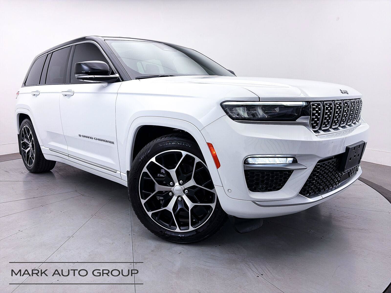 Used 2022 Jeep Grand Cherokee Summit AWD/4WD image 1