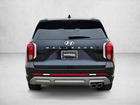 Used 2024 Hyundai Palisade SEL image 7