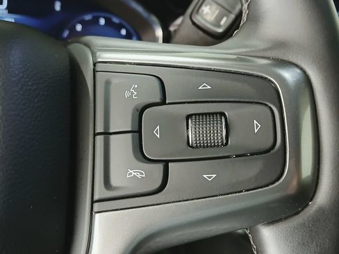 Used 2025 Chevrolet Silverado 1500 LT AWD/4WD image 27