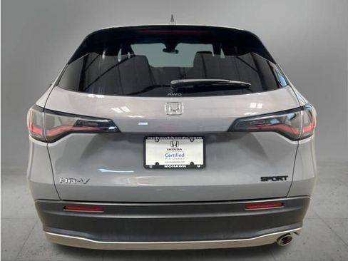 Certified 2024 Honda HR-V Sport image 5