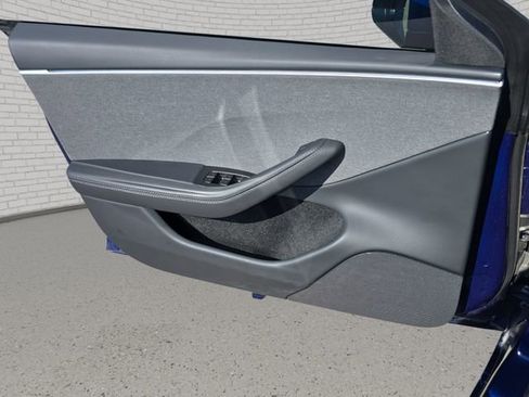 Used 2025 Tesla Model 3 RWD image 27