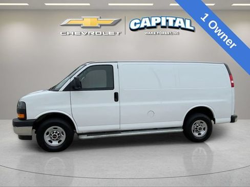 Used 2024 GMC Savana 2500 w/ Driver Convenience Package RWD image 2