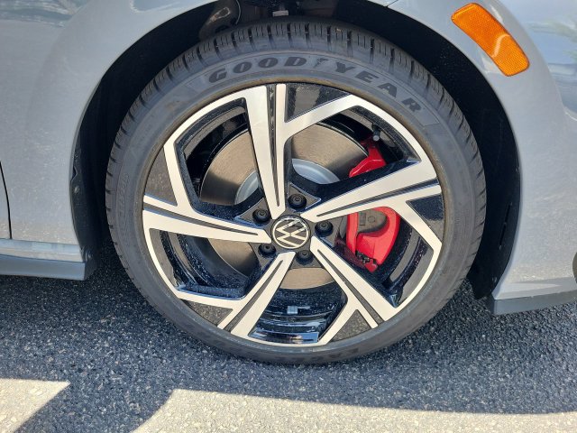 New 2026 Volkswagen GTI SE FWD image 20