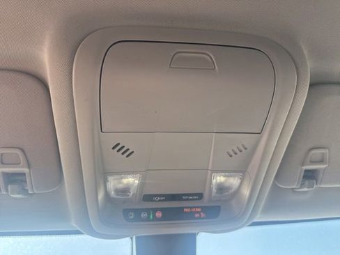 Certified 2023 Chevrolet Equinox LT FWD image 19