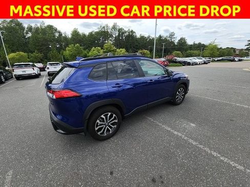 Used 2023 Toyota Corolla Cross AWD Hybrid image 13