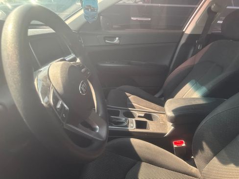 Used 2020 Kia Optima LX FWD image 32